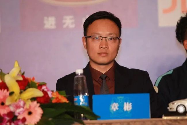 狠狠色成人综合首页